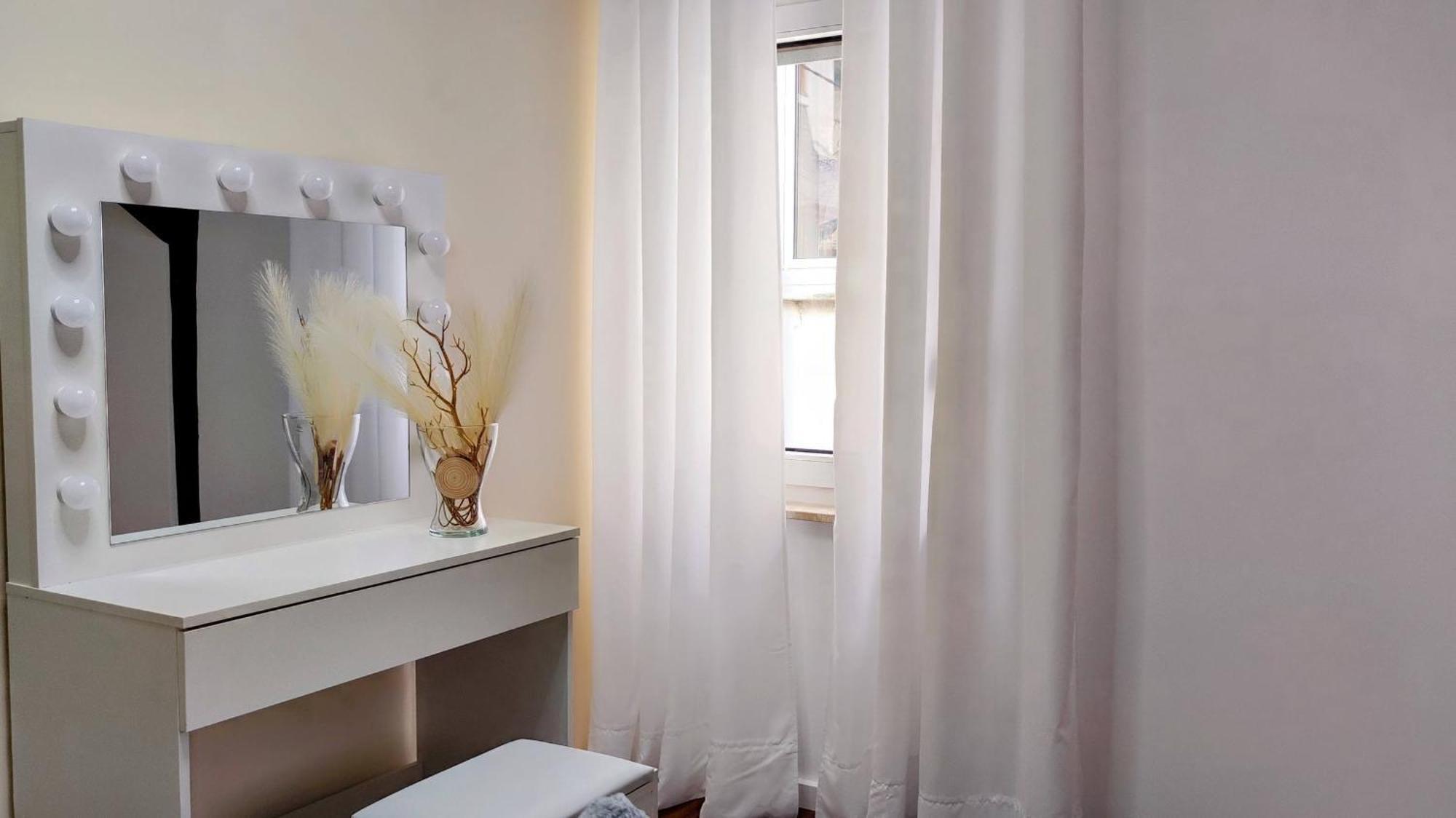 דירות קאוב Direkt Am Rhein Mit Burgblick Nahe Rheinsteig Bis 8 Personen, 2 Baeder, 4 Zimmer, Kueche, Netflix מראה חיצוני תמונה